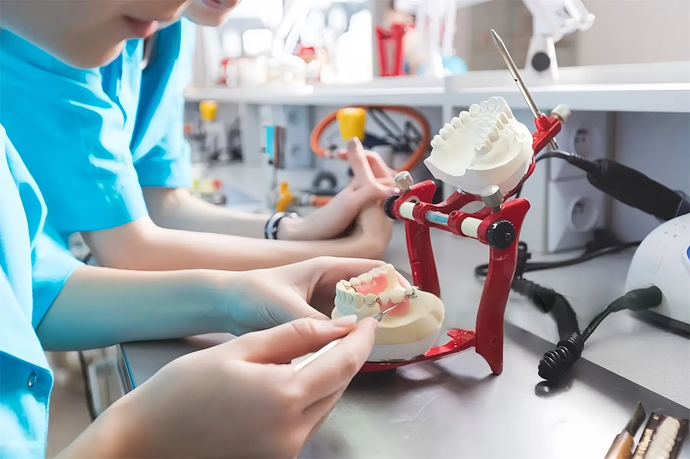 Choosing the Right Outsourcing Partner for Your Dental Lab